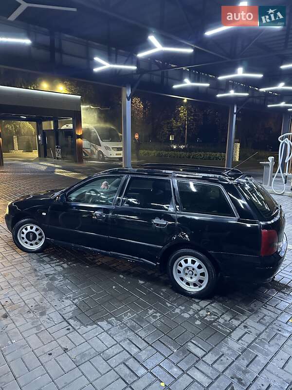 Универсал Audi A4 2000 в Черкассах