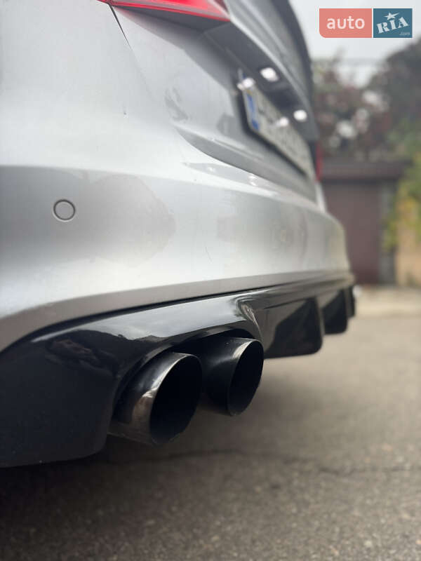 Седан Audi A4 2015 в Одессе