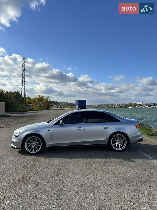 Седан Audi A4 2015 в Одессе