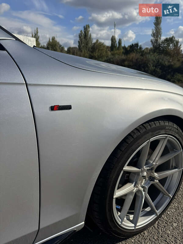 Седан Audi A4 2015 в Одессе