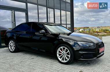 Седан Audi A4 2019 в 