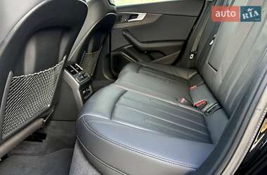 Седан Audi A4 2019 в 