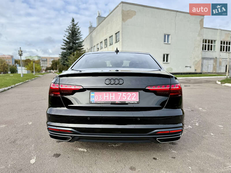 Седан Audi A4 2020 в Ровно