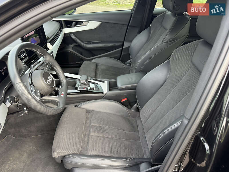 Седан Audi A4 2020 в Ровно