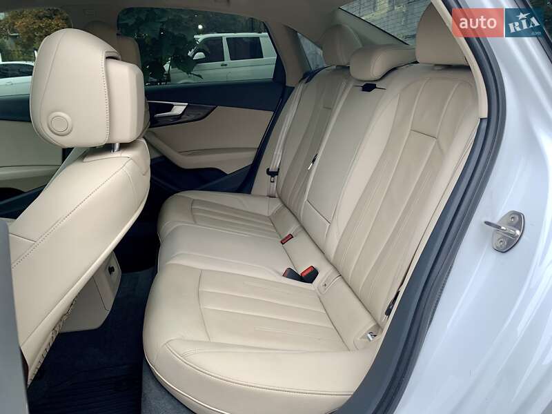 Седан Audi A4 2017 в Харькове