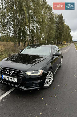 Седан Audi A4 2015 в 