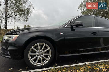 Седан Audi A4 2015 в 