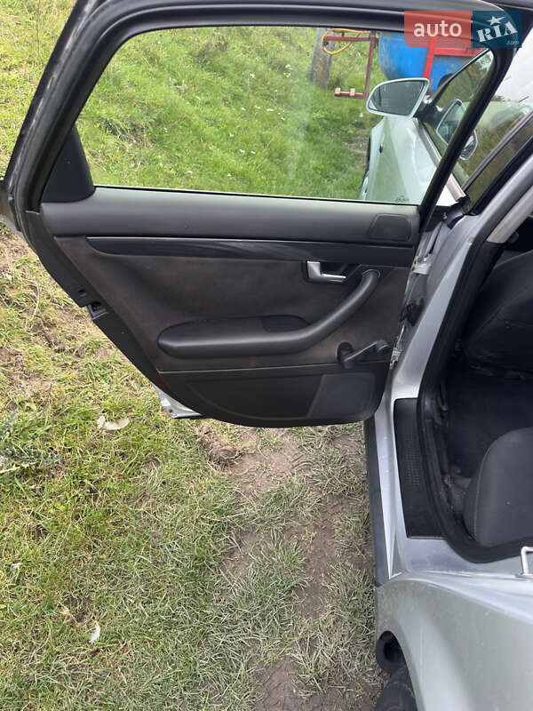 Седан Audi A4 2001 в Городке фото 13 Седан Audi A4 2001 в Городке