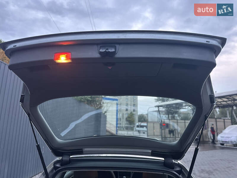 Универсал Audi A4 2004 в Днепре