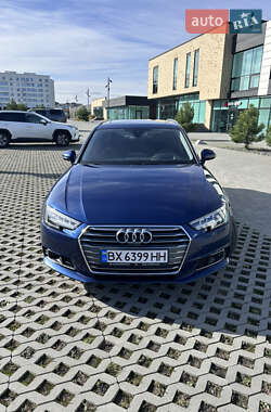 Универсал Audi A4 2018 в 