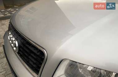 Седан Audi A4 2002 в 