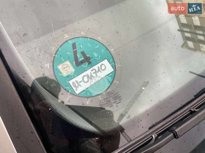 Седан Audi A4 2002 в Вінниці