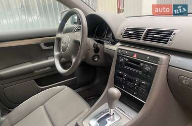 Седан Audi A4 2002 в 