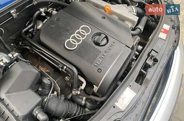 Седан Audi A4 2002 в 