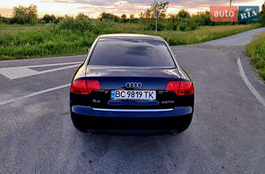 Седан Audi A4 2004 в 
