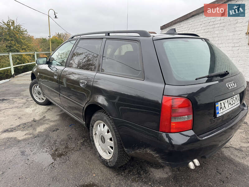 Універсал Audi A4 2000 в Харкові