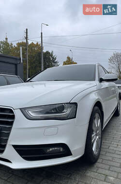 Універсал Audi A4 2012 в 