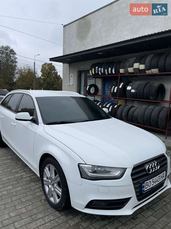 Універсал Audi A4 2012 в Вишнівці