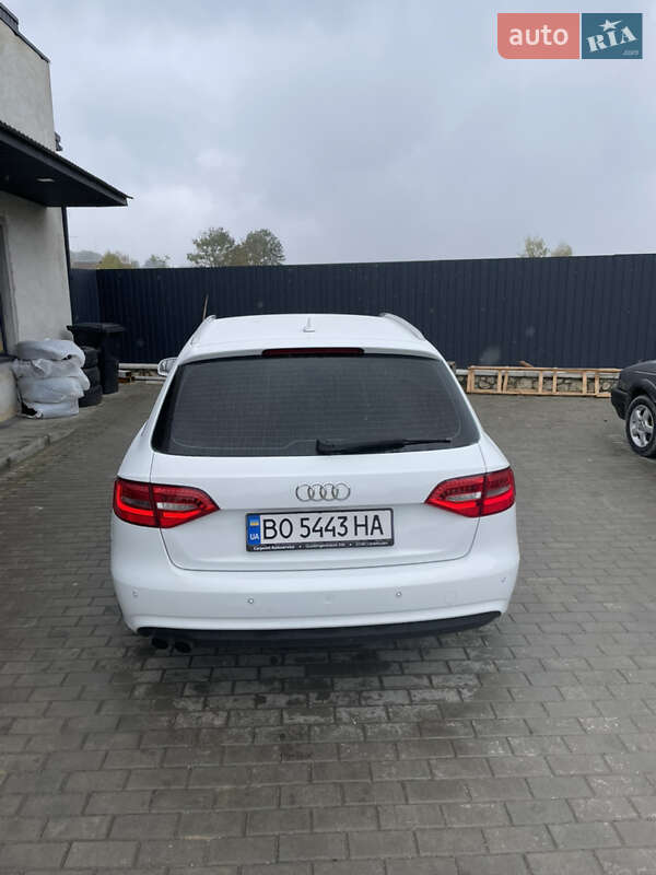 Універсал Audi A4 2012 в Вишнівці