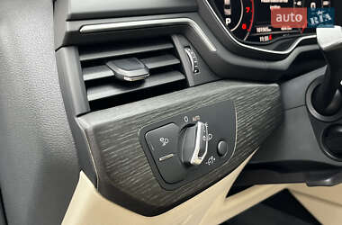 Седан Audi A4 2019 в 