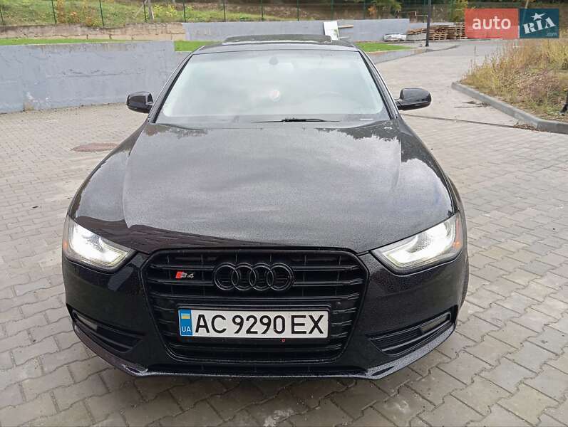 Audi A4 2012