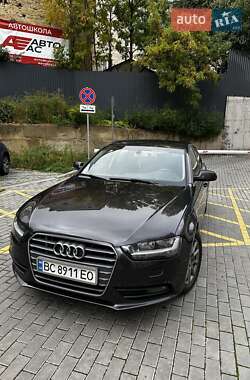 Седан Audi A4 2012 в 
