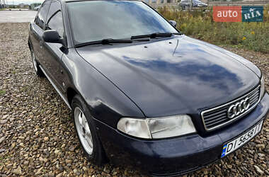 Седан Audi A4 1995 в 