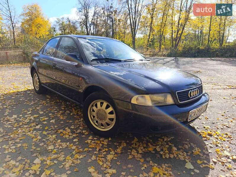 Седан Audi A4 1995 в Звенигородке фото 3 Седан Audi A4 1995 в Звенигородке