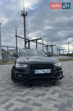 Седан Audi A4 2015 в Днепре