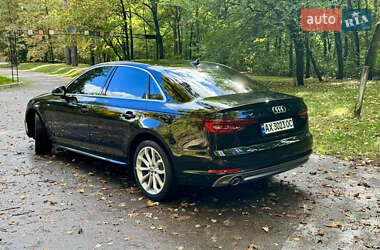 Седан Audi A4 2017 в 