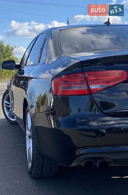 Седан Audi A4 2012 в 