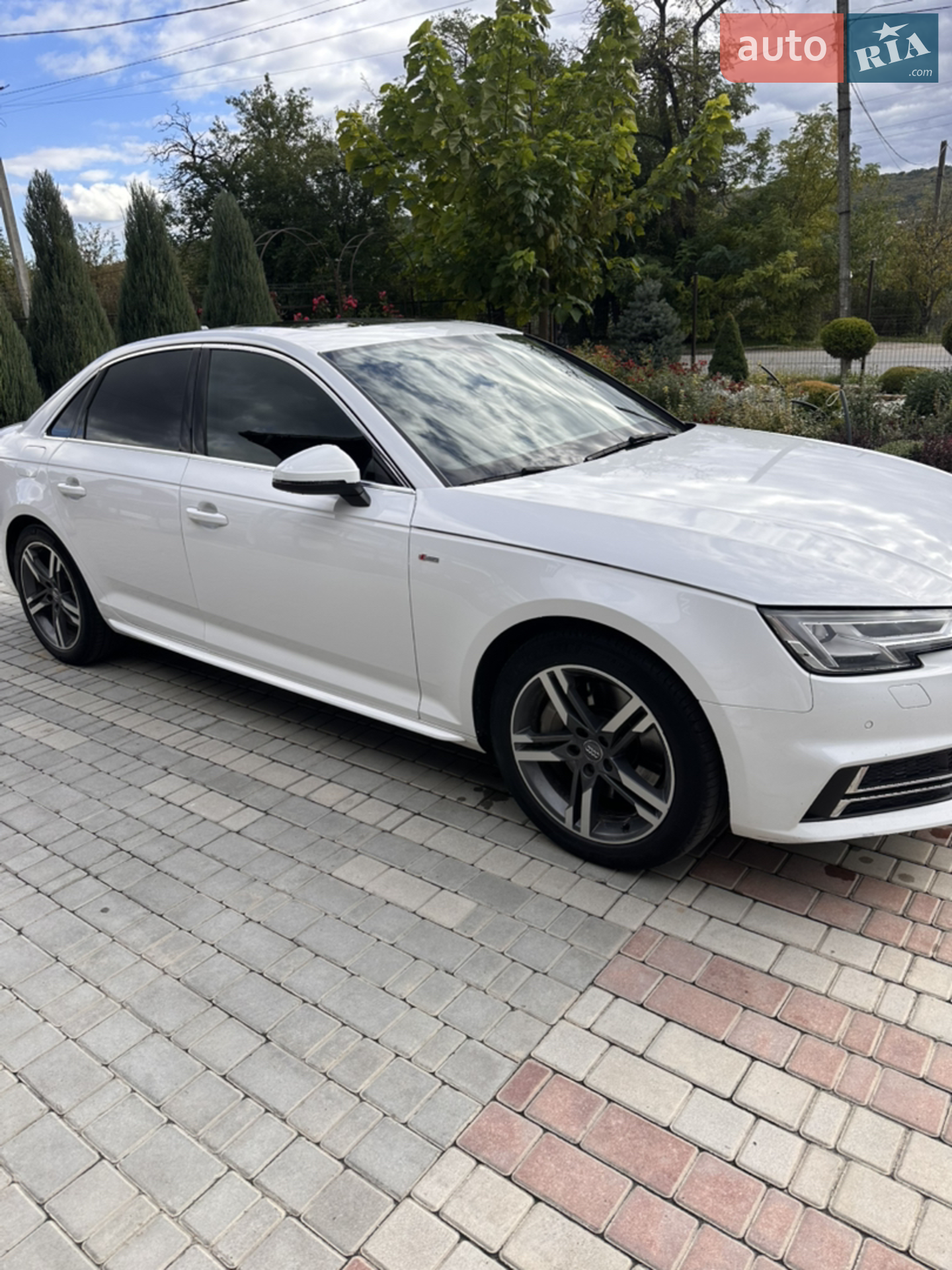 2016 Audi A4 - мініатюра 3