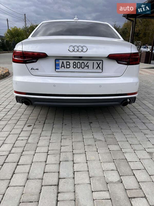 Седан Audi A4 2016 в Вендичанах