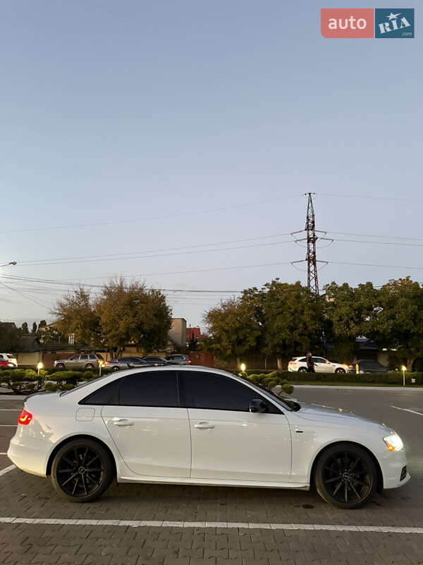 Седан Audi A4 2015 в Одессе