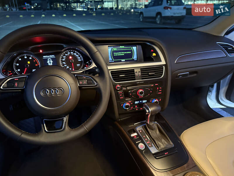 Седан Audi A4 2015 в Одессе