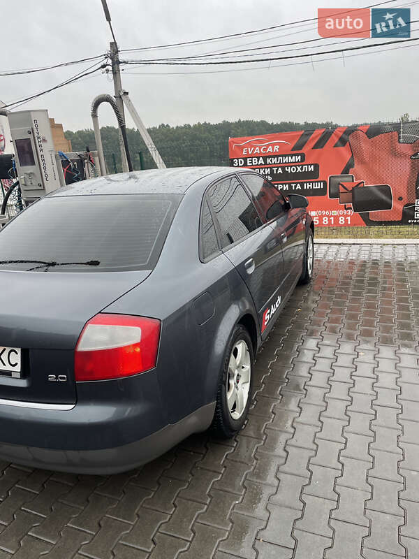 Седан Audi A4 2001 в Балті
