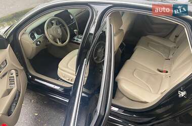 Седан Audi A4 2011 в 