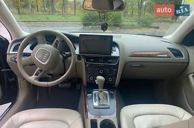 Седан Audi A4 2011 в 