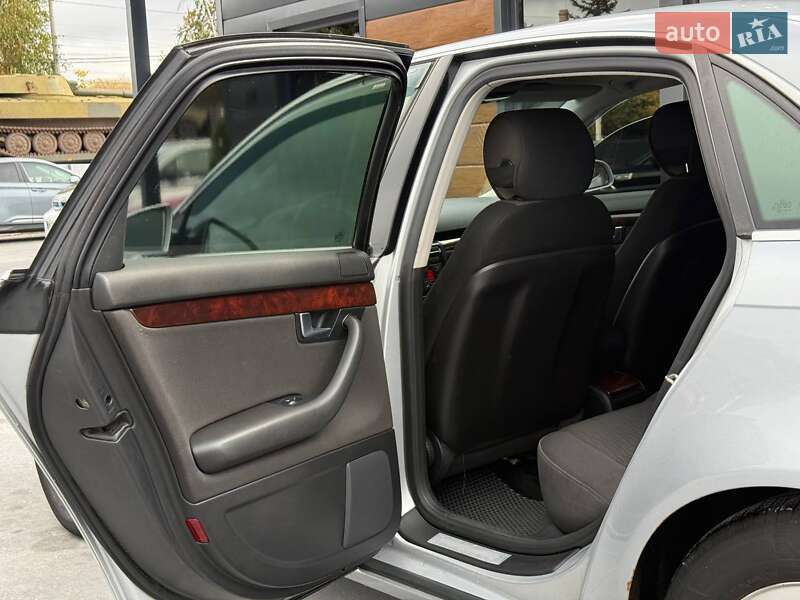 Седан Audi A4 2007 в Ровно