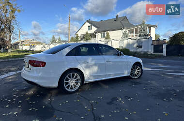 Седан Audi A4 2015 в 