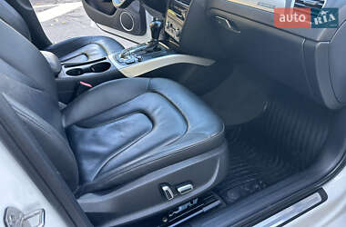 Седан Audi A4 2015 в 