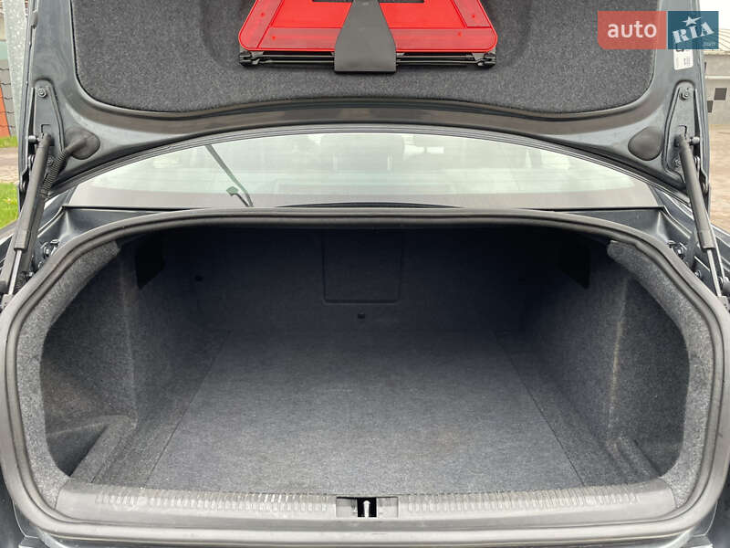 Седан Audi A4 2007 в Сарнах
