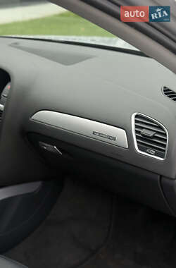 Седан Audi A4 2012 в 