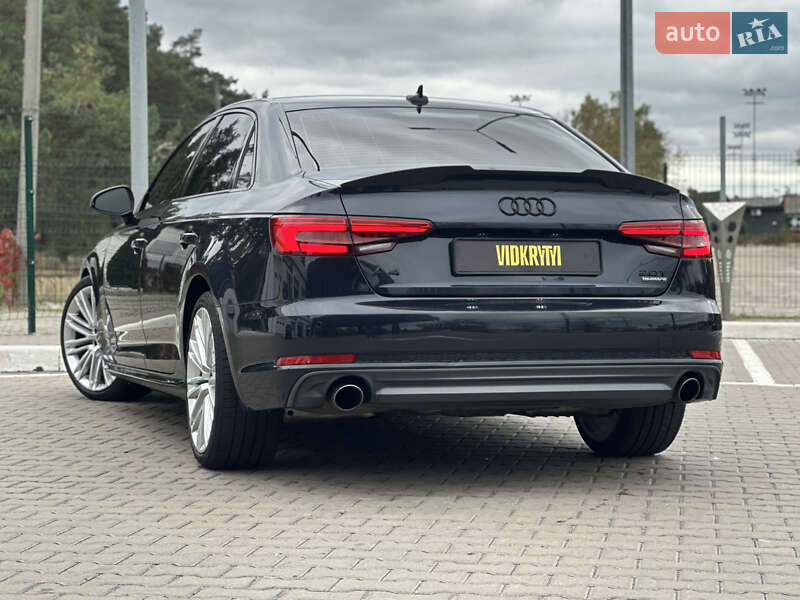 Седан Audi A4 2016 в Киеве