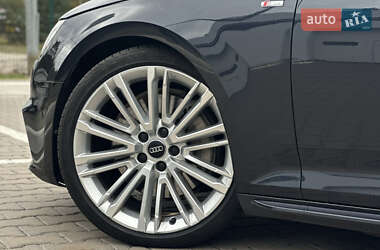 Седан Audi A4 2016 в 