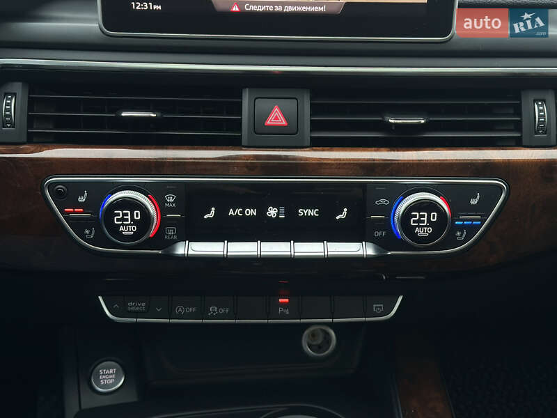 Седан Audi A4 2016 в Киеве
