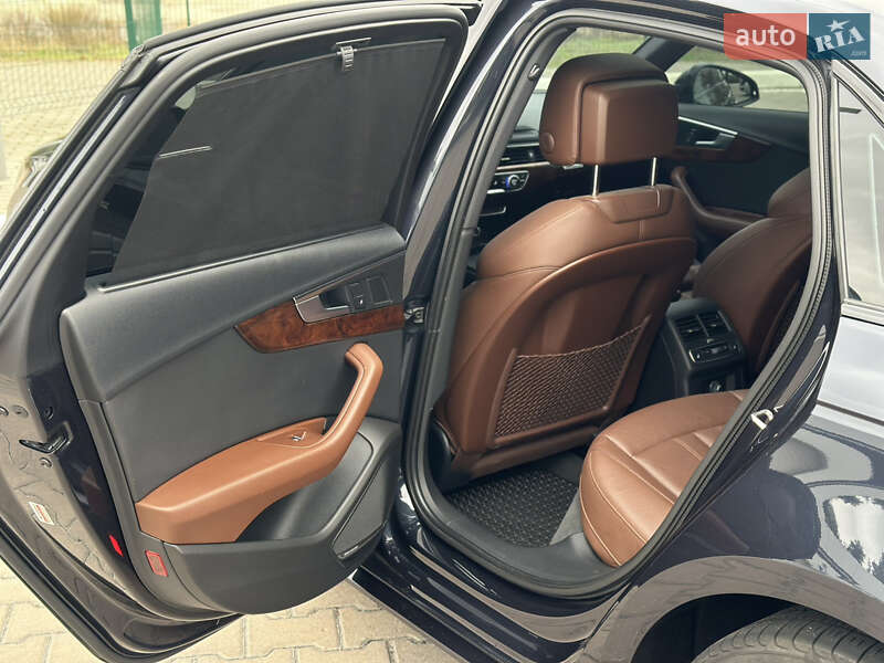 Седан Audi A4 2016 в Киеве