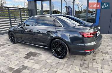Седан Audi A4 2018 в 
