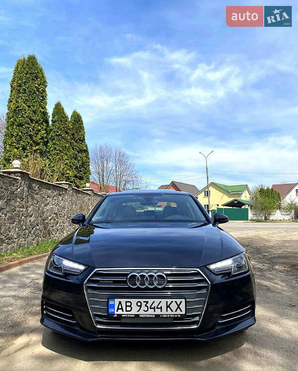 Седан Audi A4 2017 в Києві