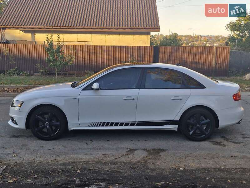 Седан Audi A4 2011 в Запорожье